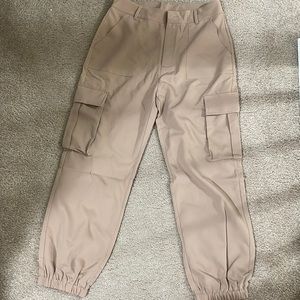 Pants never worn size 8/10